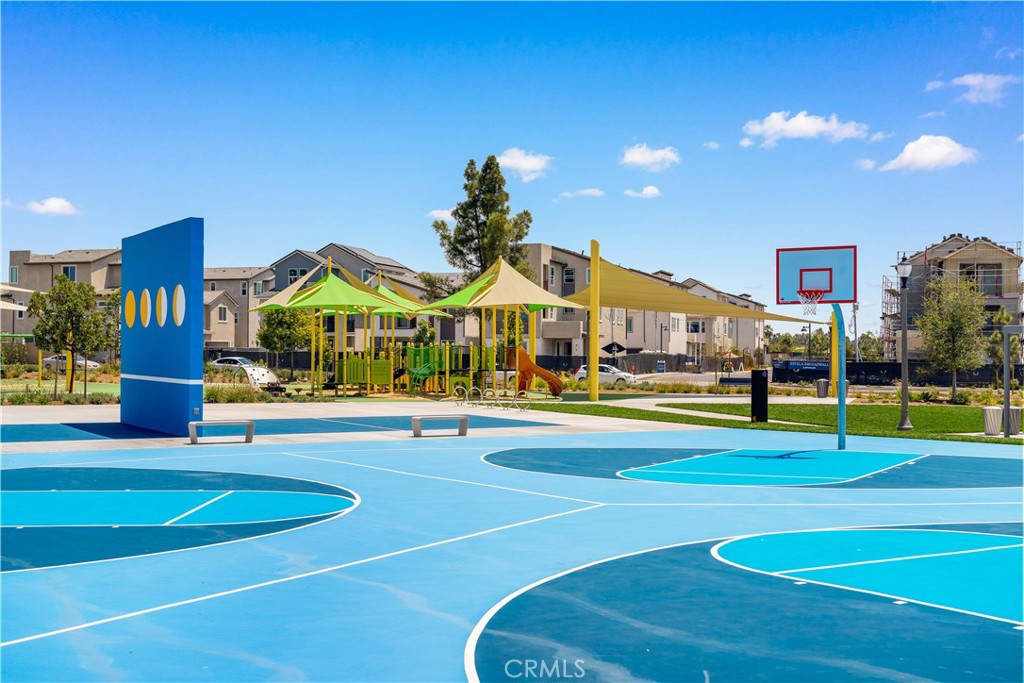 MLS #OC25268040 image #47