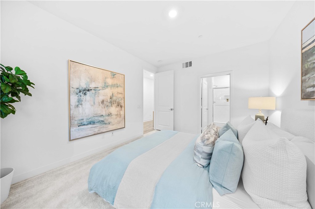 MLS #OC25268040 image #6