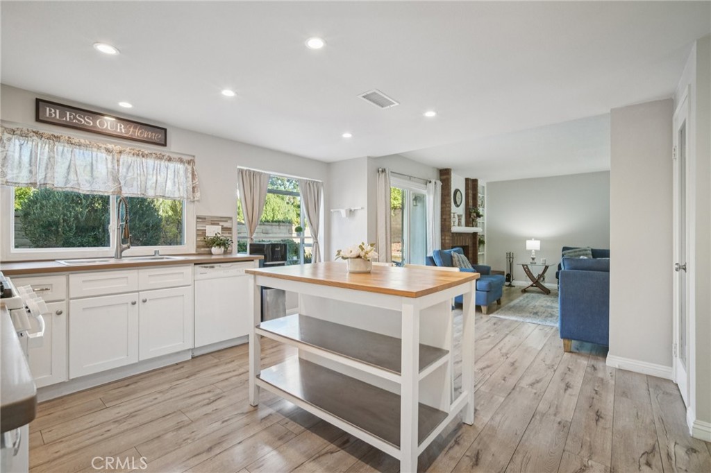 MLS #OC25268065 image #11