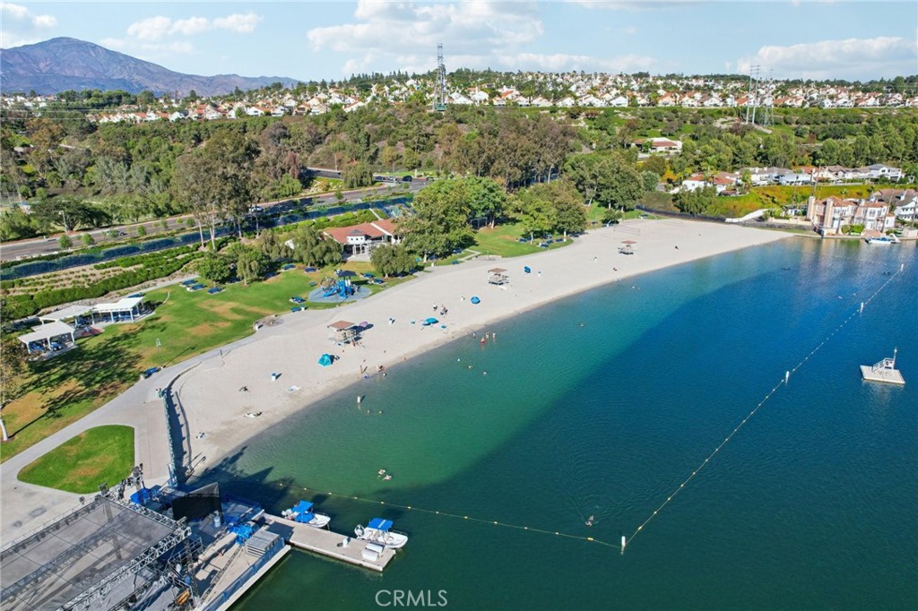 MLS #OC25268065 image #50