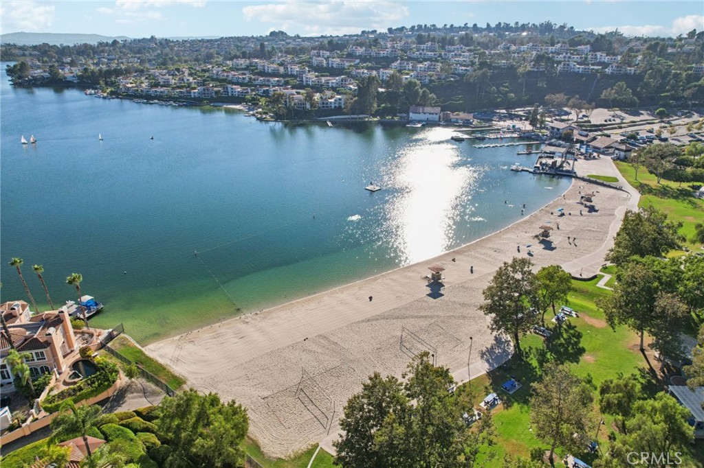 MLS #OC25268065 image #53