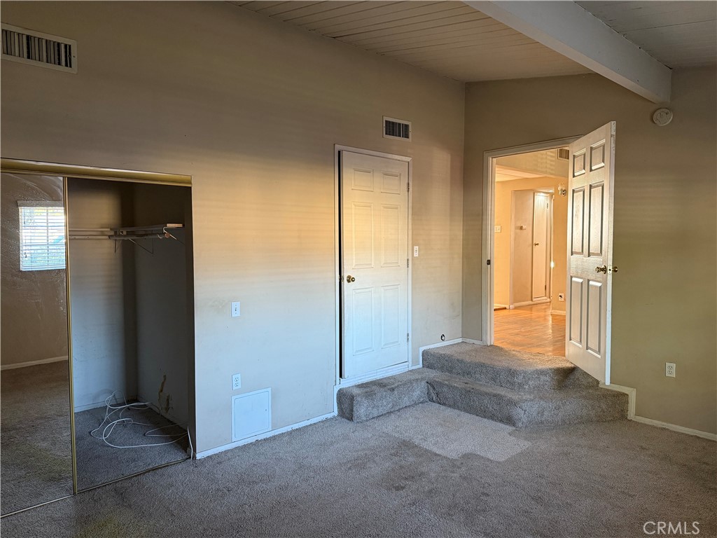 MLS #OC25268085 image #11