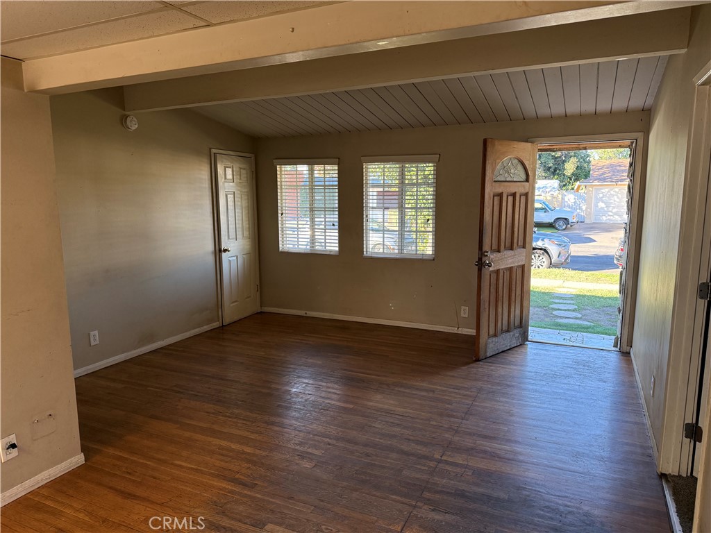 MLS #OC25268085 image #6