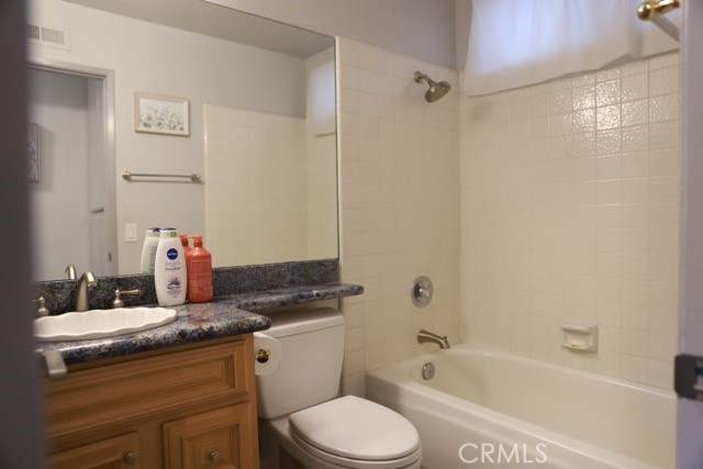 MLS #OC25268097 image #14