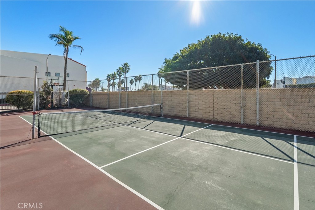 MLS #OC25268113 image #27