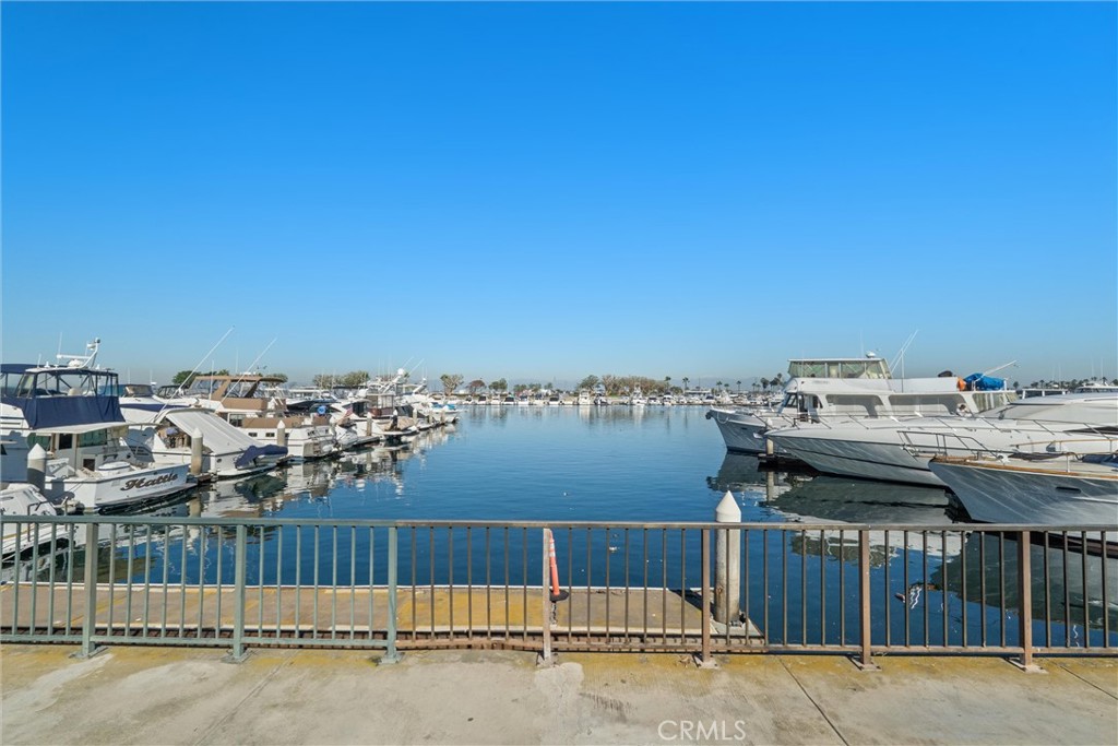 MLS #OC25268113 image #32