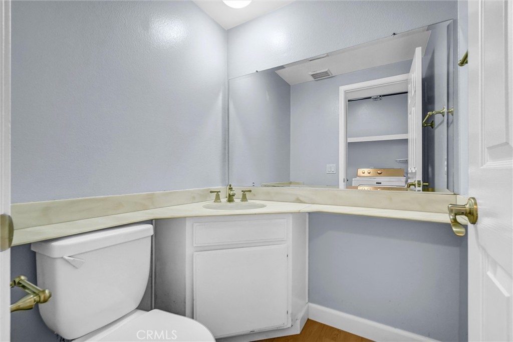 MLS #OC25268187 image #10