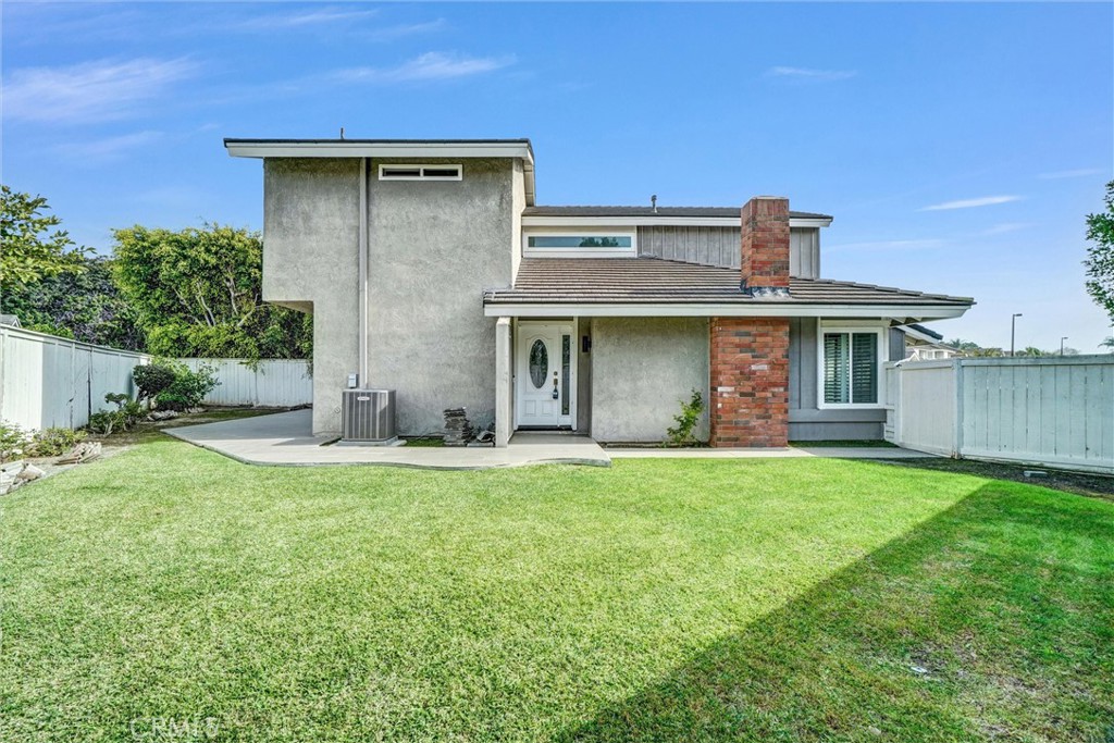 MLS #OC25268187 image #22