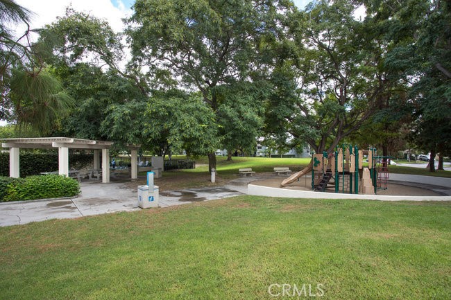 MLS #OC25268187 image #30