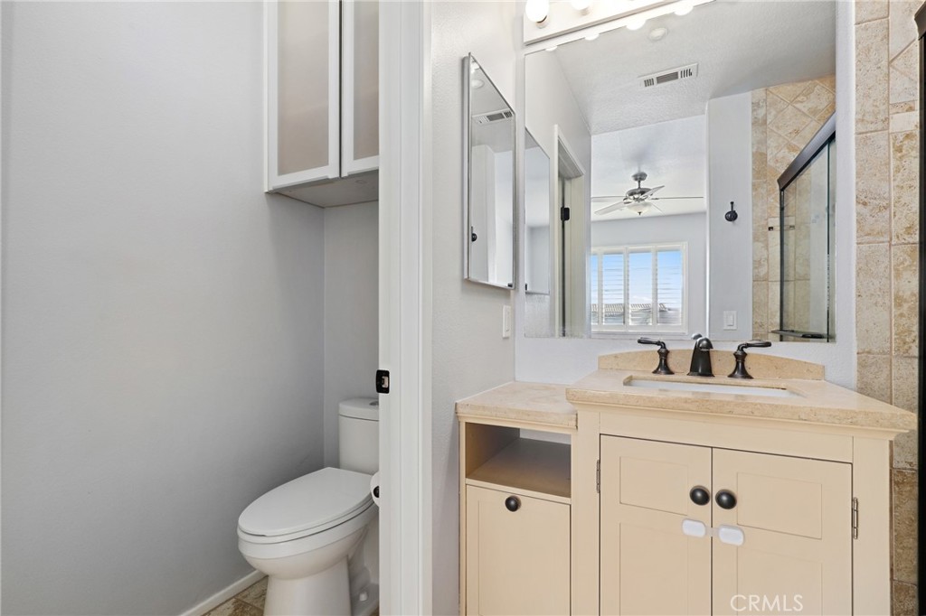 MLS #OC25268190 image #22