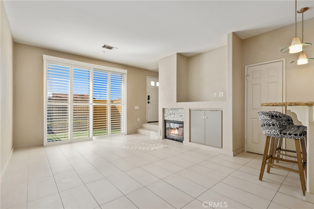 MLS #OC25268190 image #8