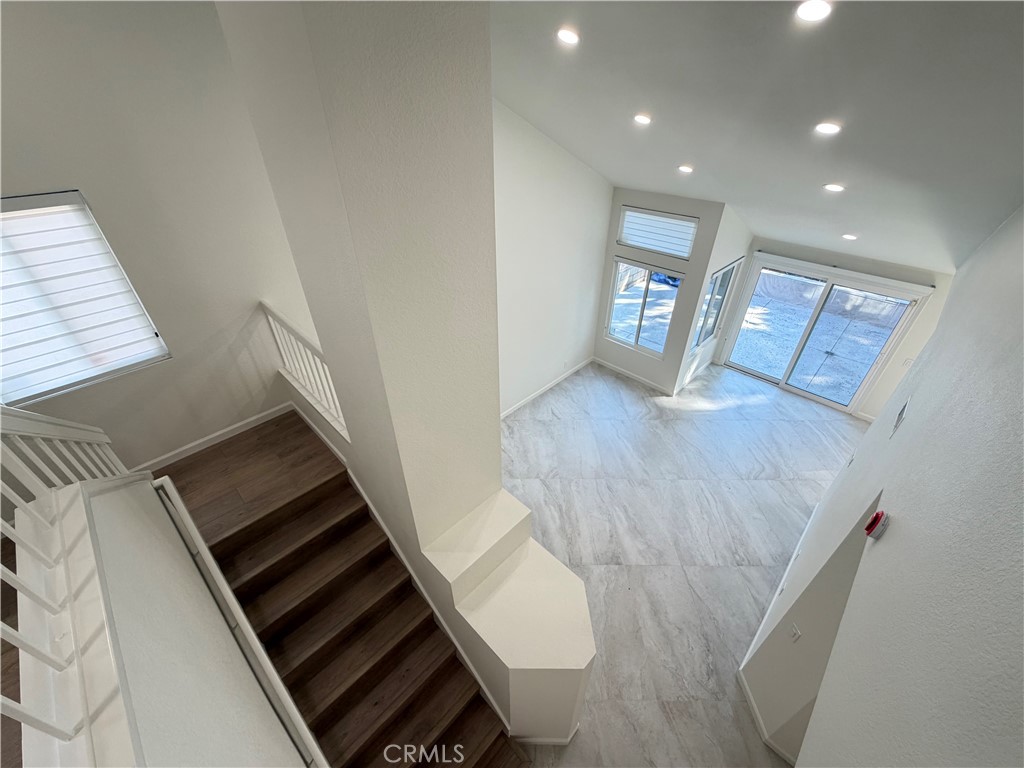 MLS #OC25268202 image #10