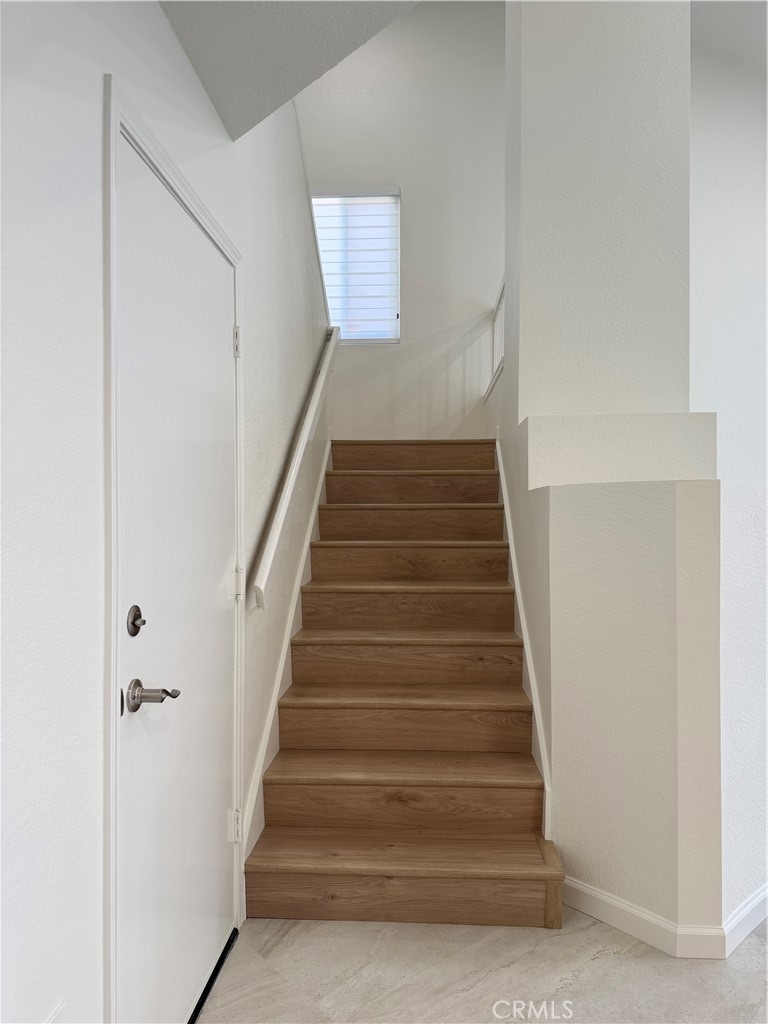 MLS #OC25268202 image #3