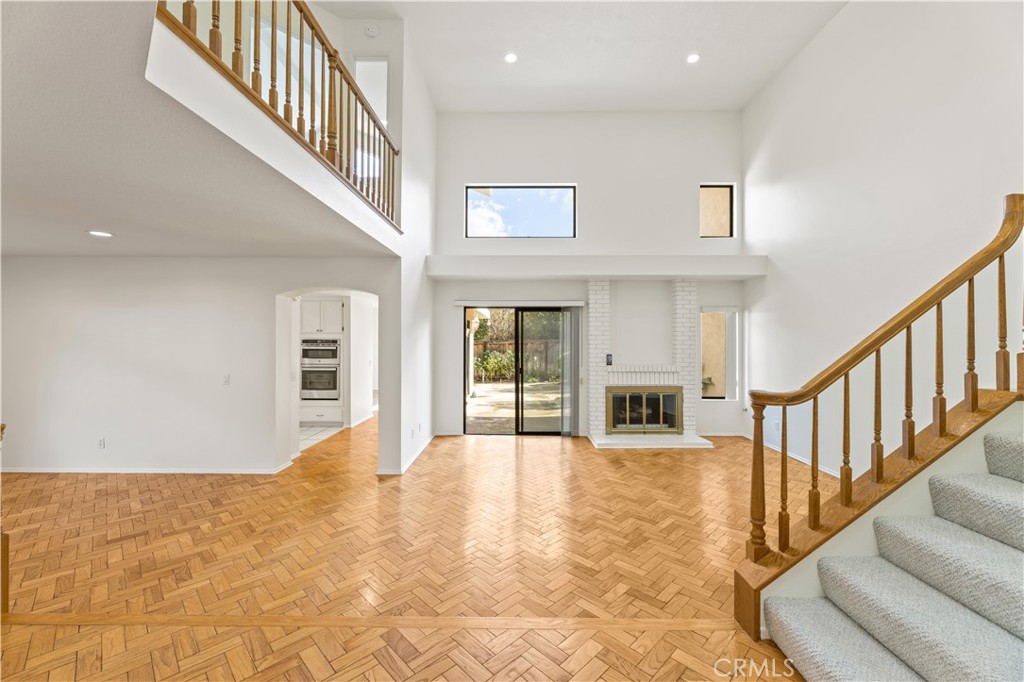 MLS #OC25268205 image #11