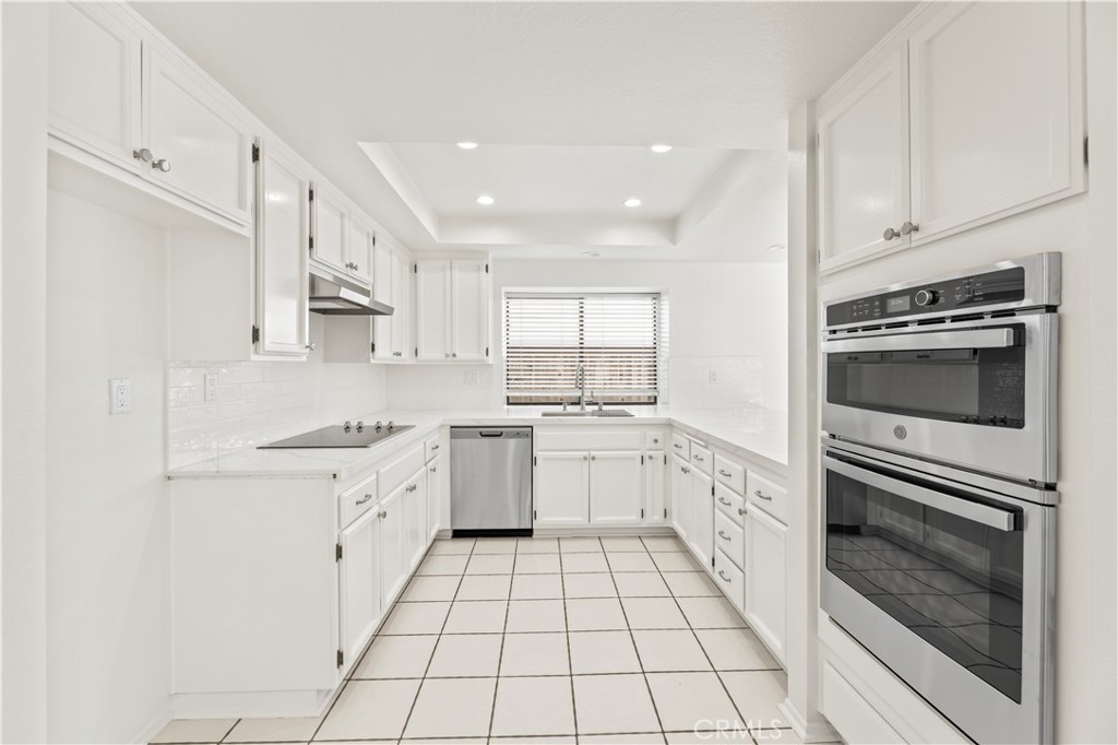 MLS #OC25268205 image #16