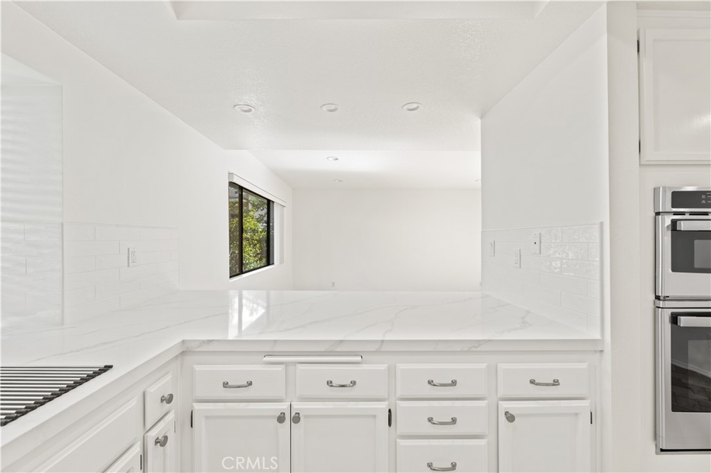 MLS #OC25268205 image #17