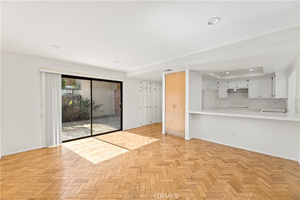 MLS #OC25268205 image #18