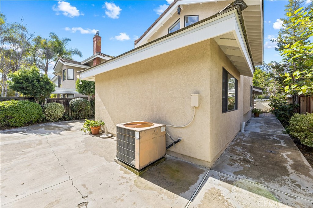 MLS #OC25268205 image #25