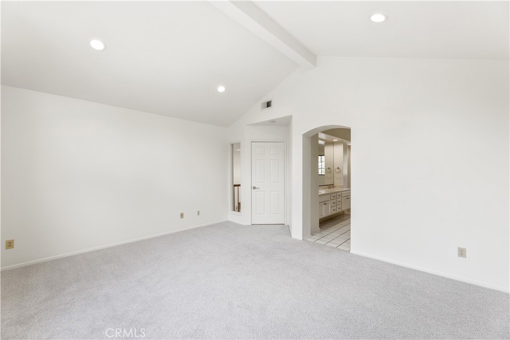 MLS #OC25268205 image #30