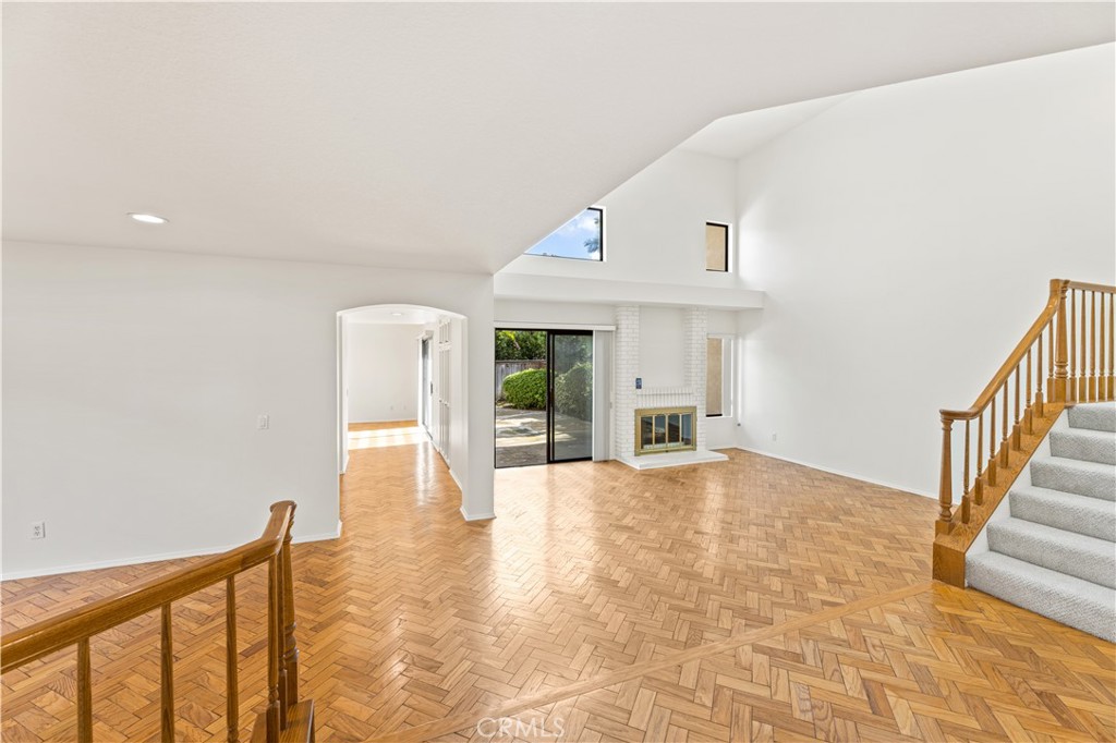 MLS #OC25268205 image #8