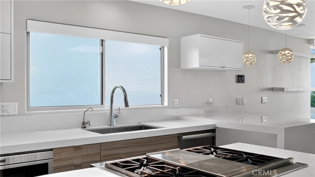 MLS #OC25268221 image #12