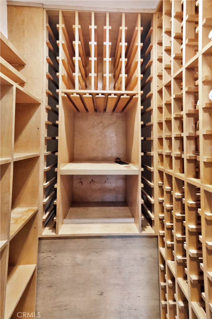 MLS #OC25268221 image #19