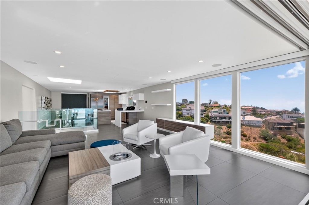 MLS #OC25268221 image #25