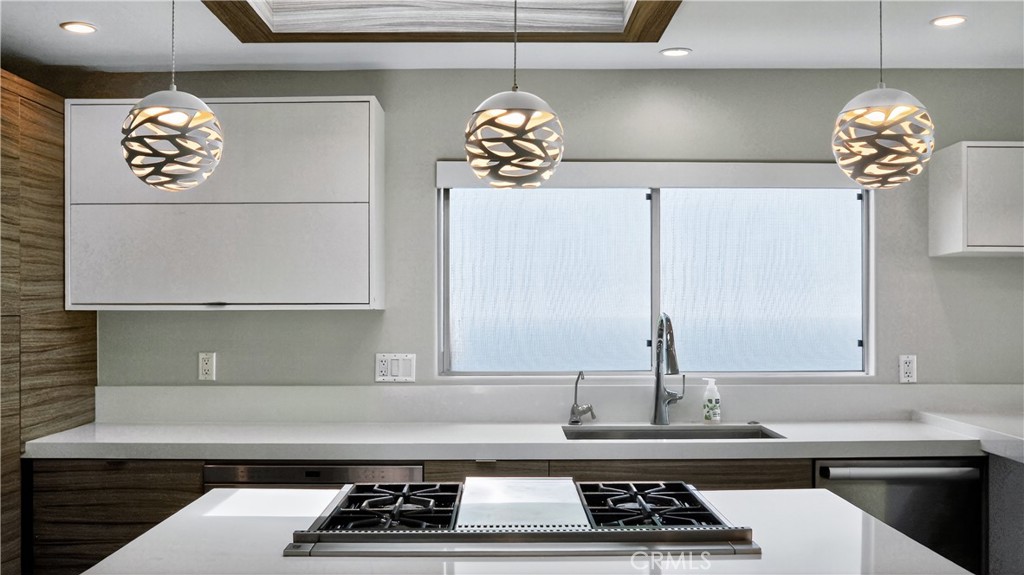 MLS #OC25268221 image #9