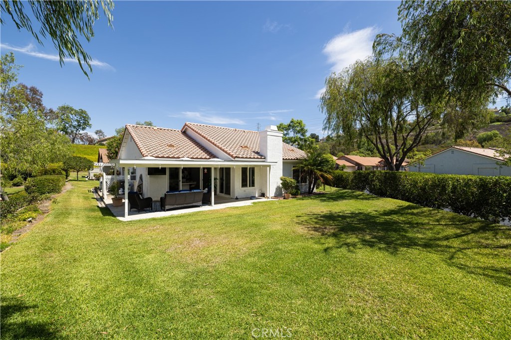 MLS #OC25268230 image #1