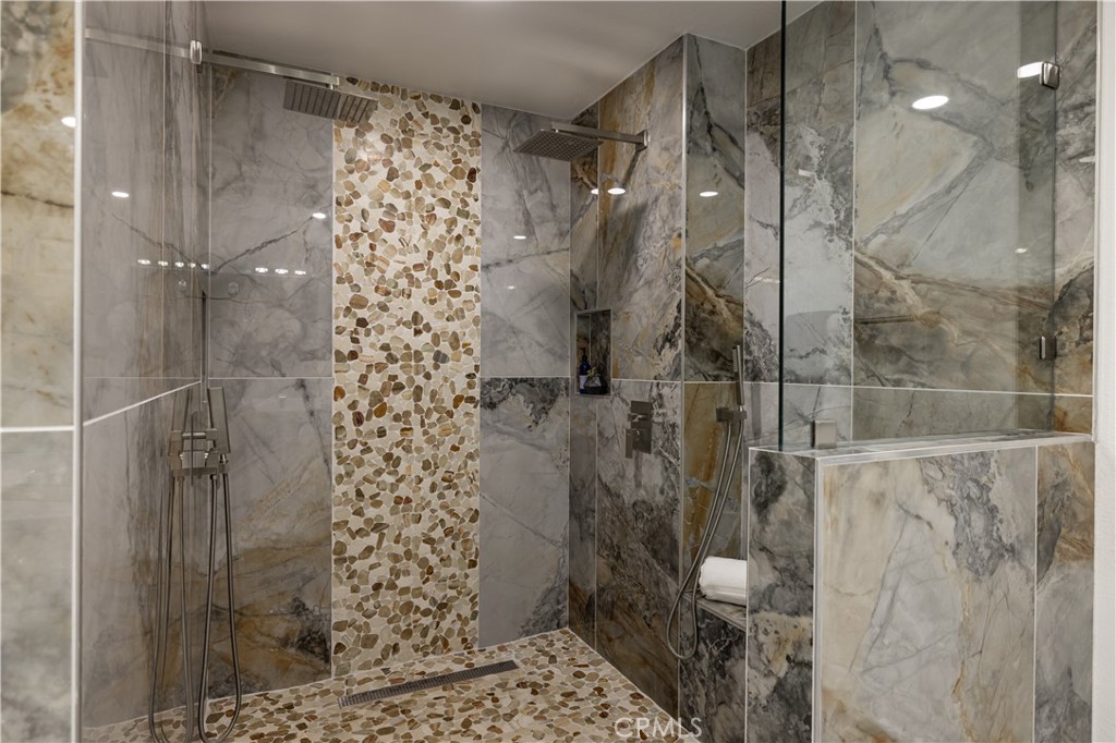 MLS #OC25268230 image #22