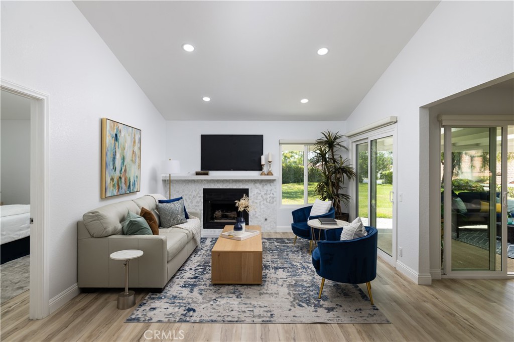 MLS #OC25268230 image #29