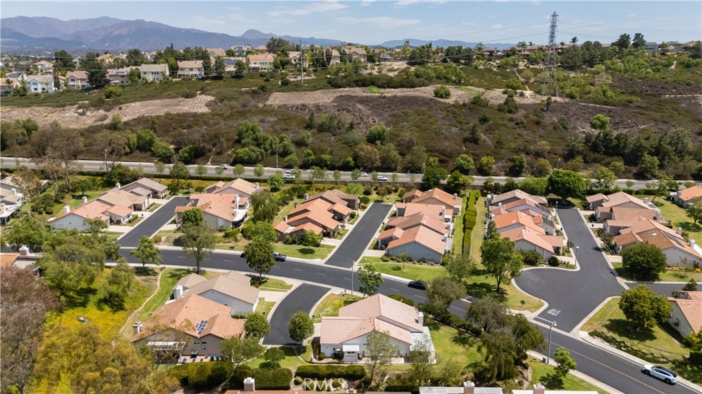 MLS #OC25268230 image #37