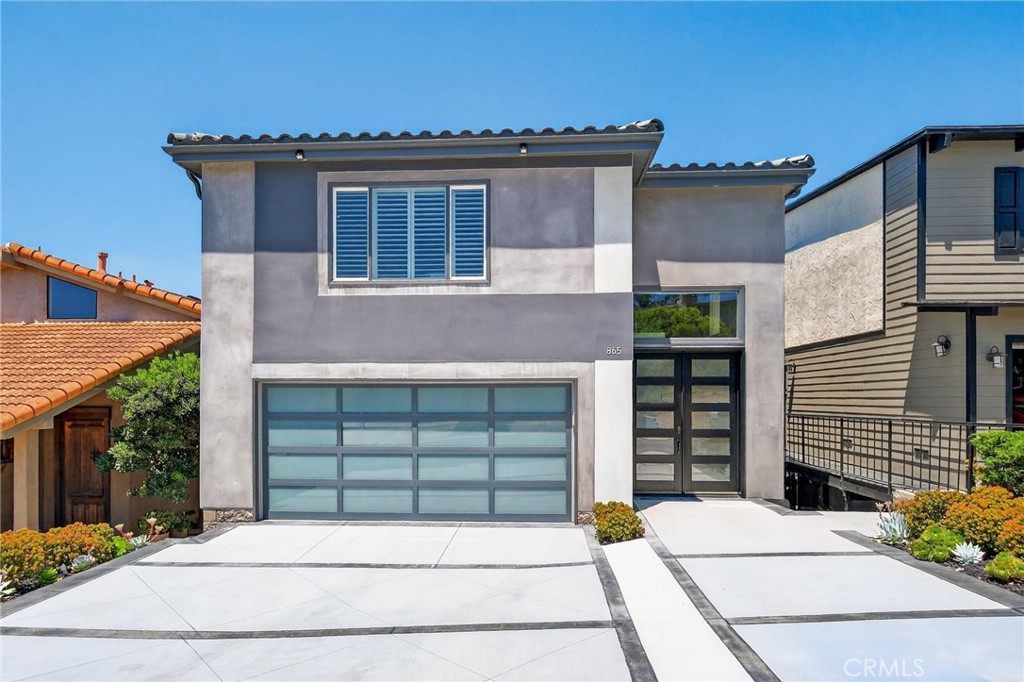 MLS #OC25268231 image #1