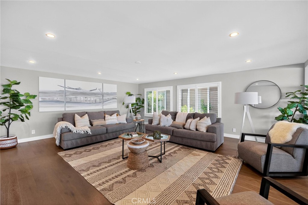 MLS #OC25268231 image #5