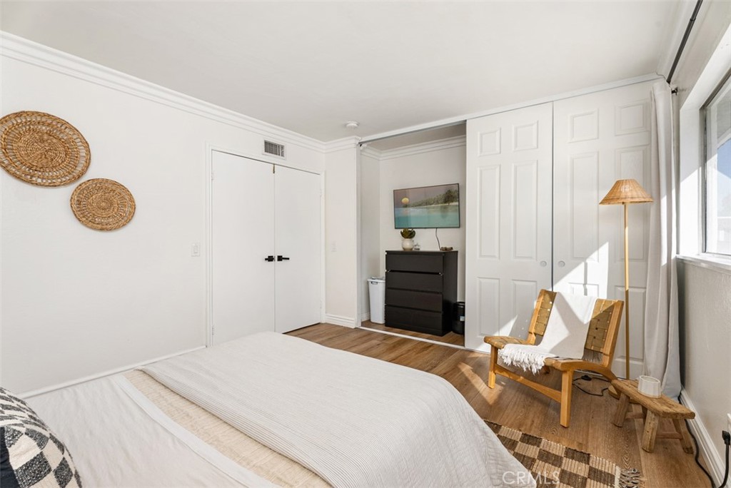 MLS #OC25268237 image #13