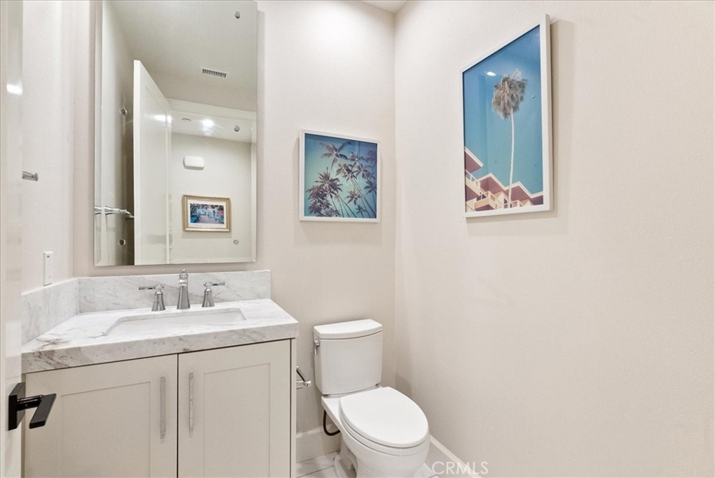 MLS #OC25268243 image #11