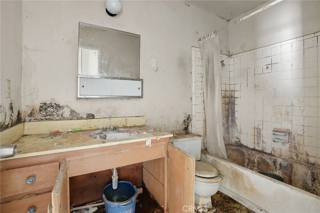 MLS #OC25268271 image #10