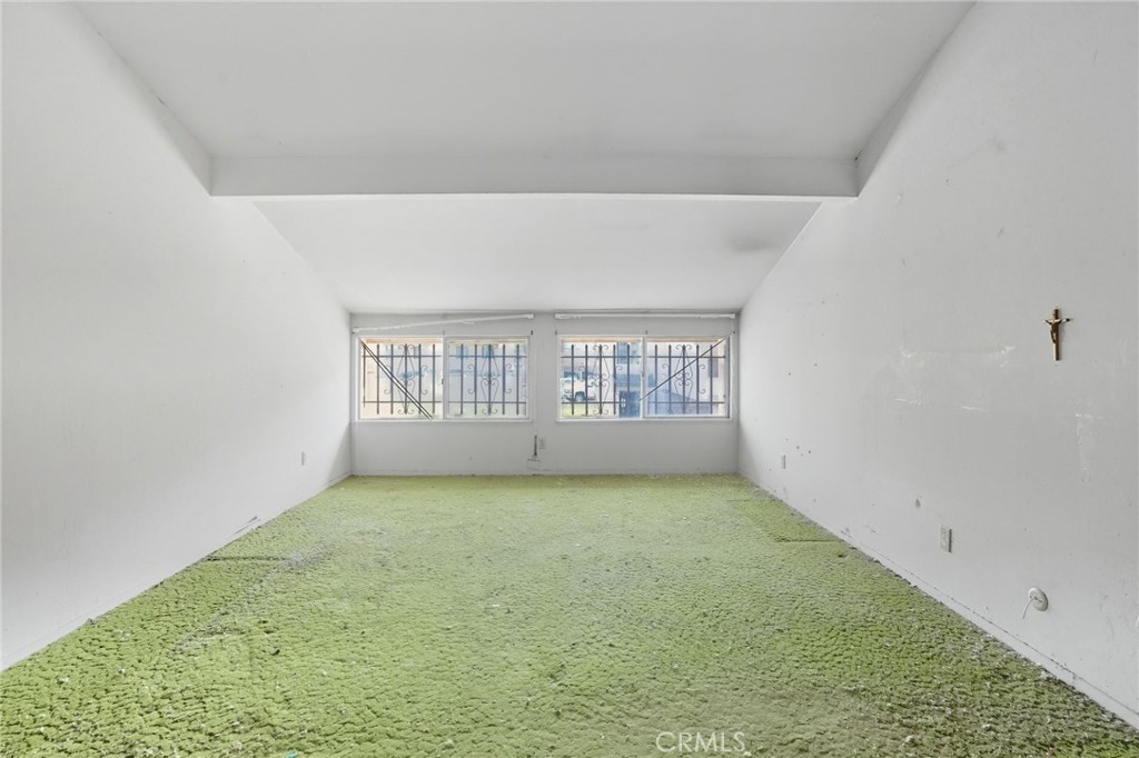 MLS #OC25268271 image #4