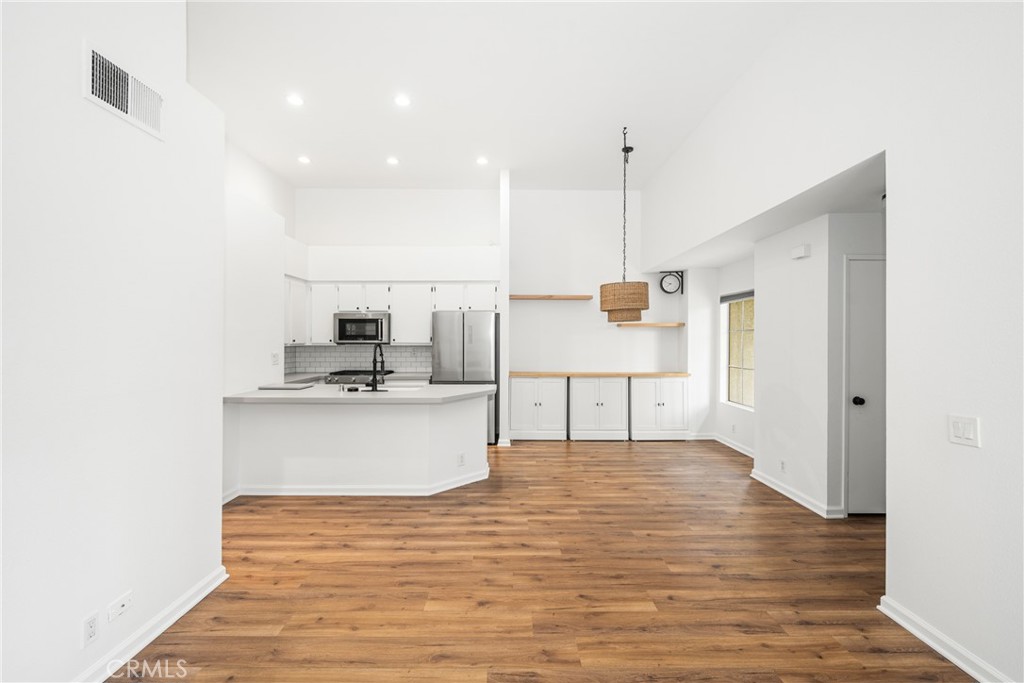 MLS #OC25268304 image #15