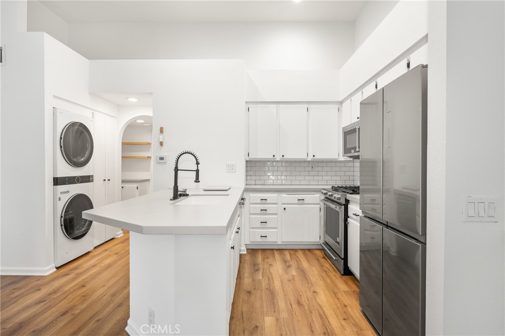 MLS #OC25268304 image #21