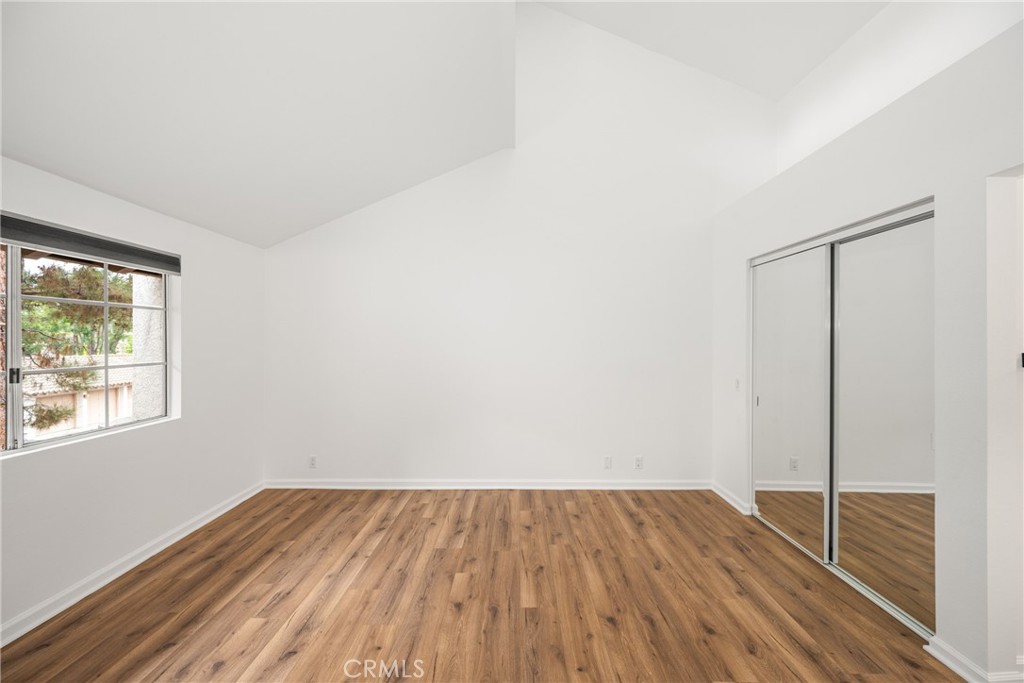 MLS #OC25268304 image #27