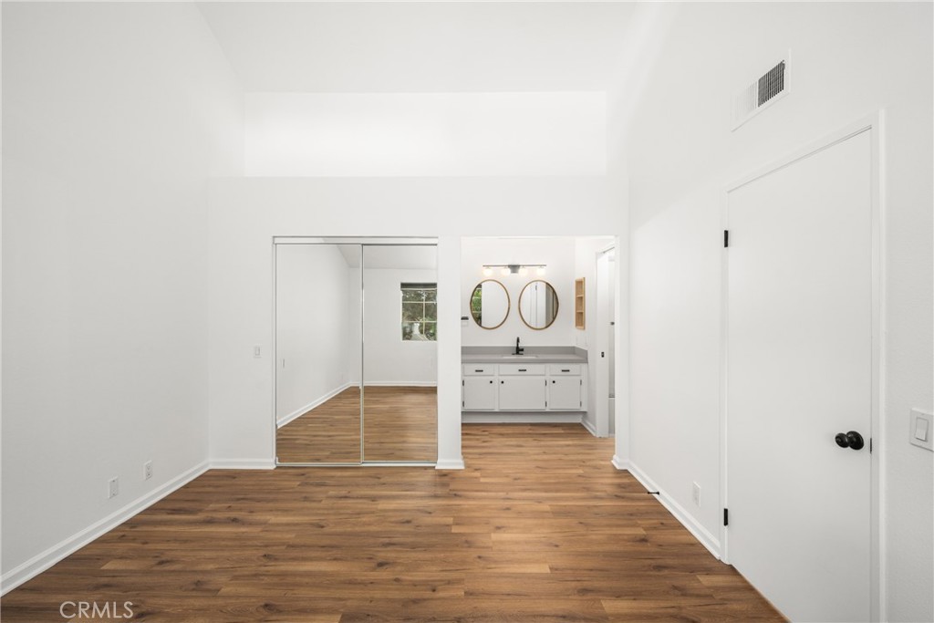 MLS #OC25268304 image #29