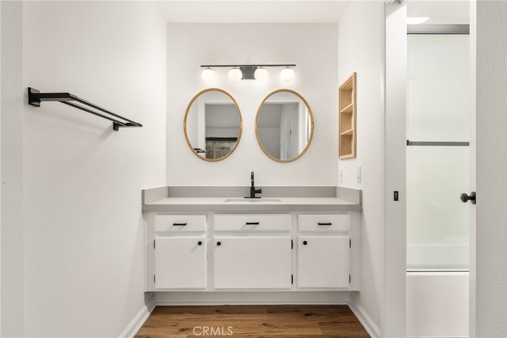 MLS #OC25268304 image #30