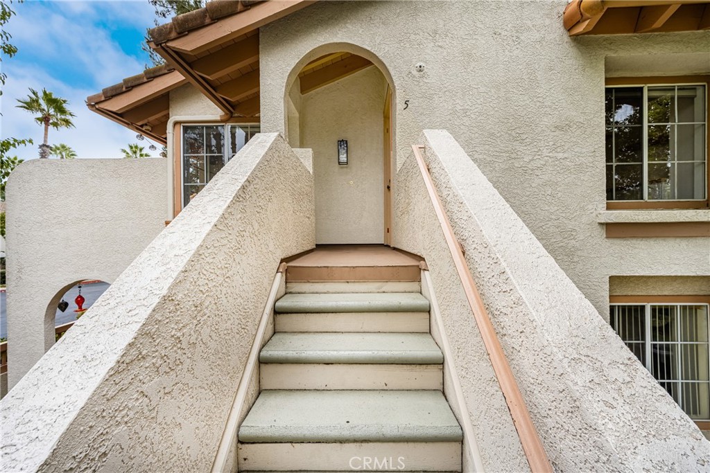 MLS #OC25268304 image #5