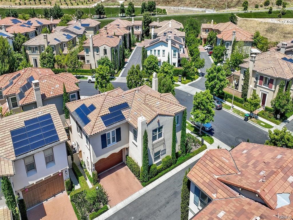 MLS #OC25268320 image #2