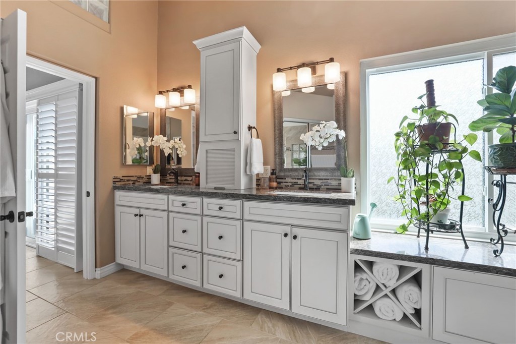 MLS #OC25268367 image #34