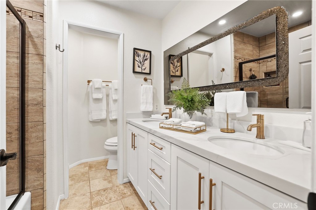 MLS #OC25268367 image #36