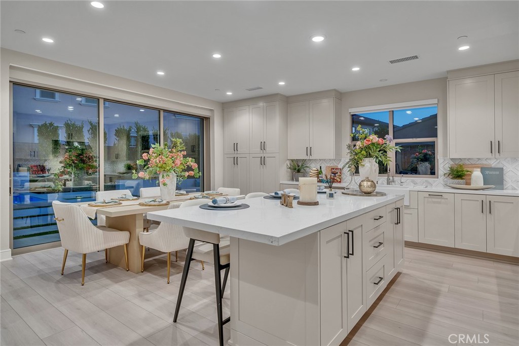 MLS #OC25268368 image #12