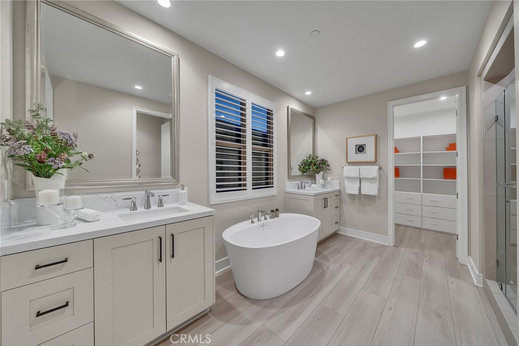 MLS #OC25268368 image #23