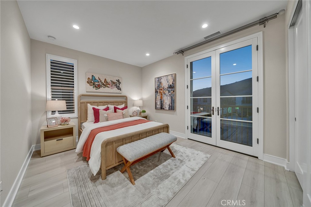 MLS #OC25268368 image #24